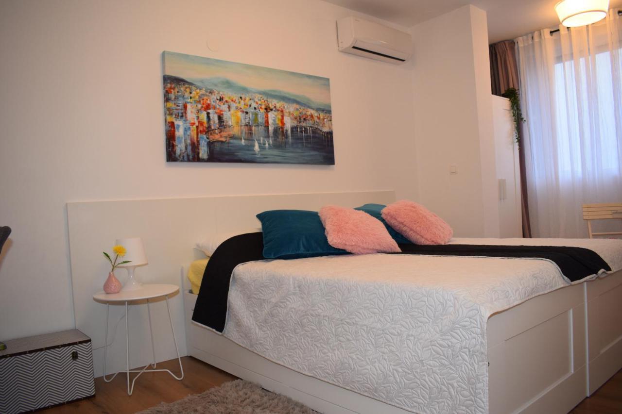 Apartment Trixi Pula Extérieur photo