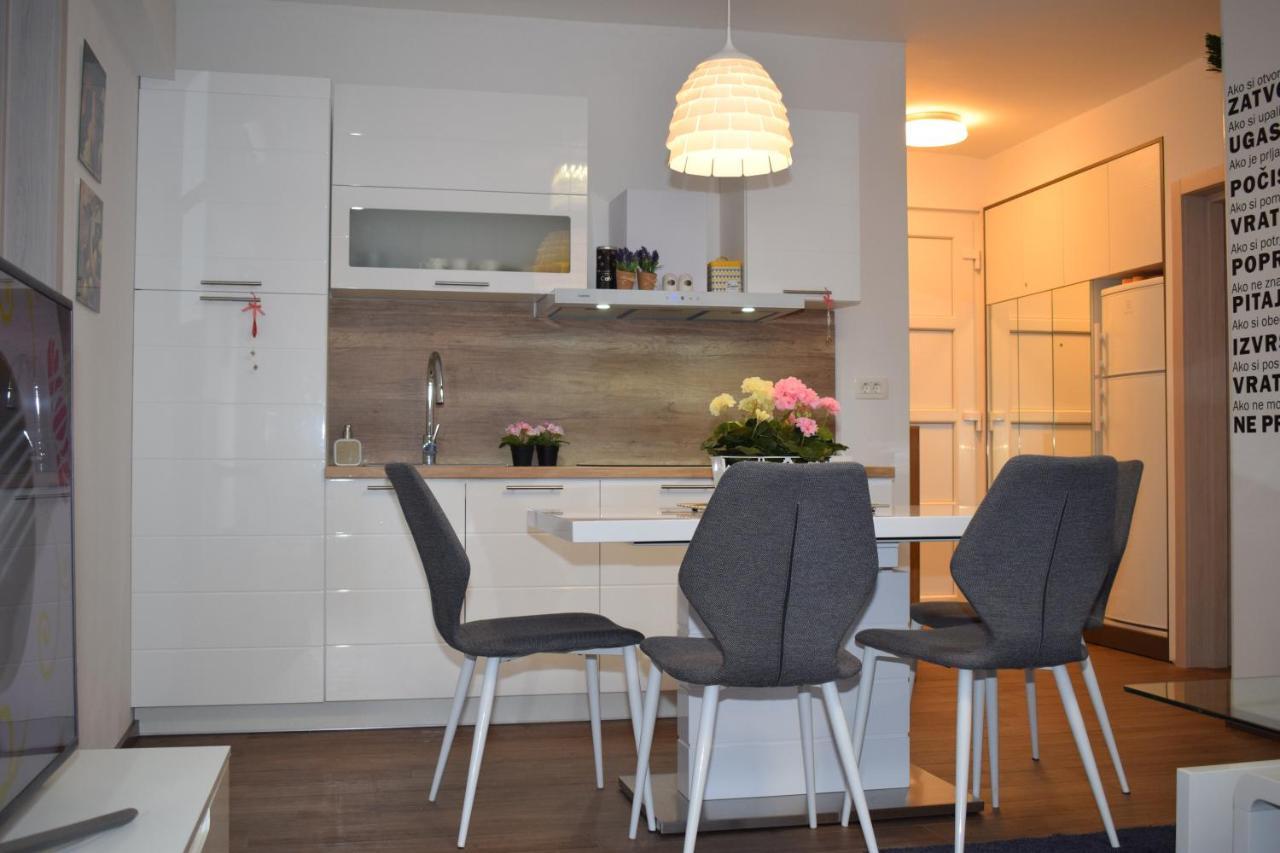 Apartment Trixi Pula Extérieur photo